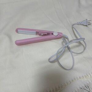 Mini Pink Hair Straightener